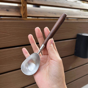 Cuillère à glace en acier inoxydable avec manche imitation noyer, cuillère à melon minimaliste, cuillère à dessert occidentale pour la maison - Product Image 3
