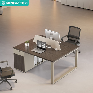 Bureaux pour le personnel, postes de travail, mobilier de bureau simple et moderne, écrans multi-personnes, bureaux informatiques - Product Image 4