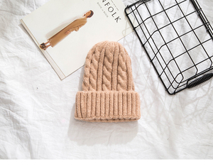 2020 hat female autumn and winter twist knit wool top hat Korean version wild hood casual student heard cold protection hat - Product Image 6