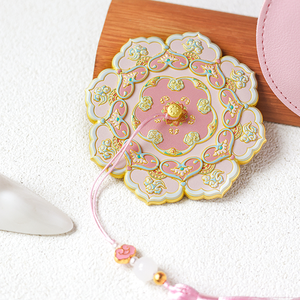 Custom Luxury Mirror Compact Makeup Tool Portable New Year Promotional Gifts-Luxury Cosmetic Pocket Mirror Souvenir