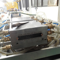 Sevenstars PE PP PVC Post Extrusion Line WPC Máquina de fabricación de plástico
