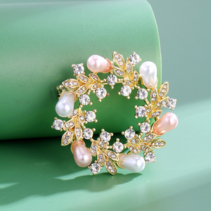 เข็มกลัดรูปดอกไม้เคลือบทองอัลลอยด์แบบหยดน้ำสุดหรู ดีไซน์สั่งทำได้ ของขวัญงานแต่งงาน งานหมั้น งานเลี้ยง ประดับคริสตัล - Product Image 1