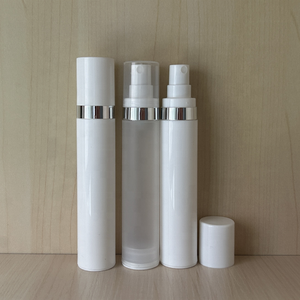 Flacon pulvérisateur miniature de voyage en plastique blanc givré de 100 ml, sans air, à brume fine, pour parfum, <span class=keywords><strong>tonique</strong></span>, spray capillaire, hydratant pour le visage - Product Image 1