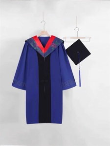 Robes de Cérémonie de Remise des Diplômes Personnalisées en Gros pour Adultes, Style Américain, avec Étole Dorée et Cordon d'Honneur – Collection 2026 - Product Image 3