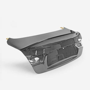 2016-2020 Infiniti Q50 V37 EPA Tipo Lujo, Decoración Trasera de Fibra de Carbono para Maletero con Fácil Instalación para Facelift (Marca EPR) - Product Image 1