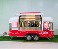 Nouvelle remorque alimentaire mobile en acier inoxydable avec porte à ailes de mouette pour la vente de snacks, café, pizza et plus encore