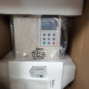 Module d'onduleur Nidec Ev2000 7,5 kW 380 V triphasé à contrôle vectoriel IP20 - Product Image 1