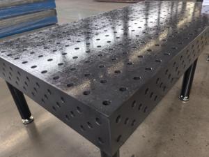 Nouvelle plateforme de soudage en fonte avec traitement de surface en acier nitrué, taille des ouvertures de 16 mm et 28 mm, table de soudage fabriquée en Chine - Product Image 2