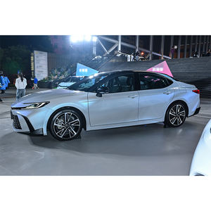 Toyota Camry hybride 2026 2.0HGVP édition luxe, transmission automatique, taille des pneus R17, berline quatre portes cinq places en cuir - Product Image 6