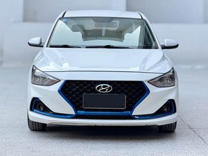 <span class=keywords><strong>Hyundai</strong></span> Verna 1.6L Usado 2018-2025, Sedán Familiar Compacto, Rendimiento Estable, Eficiente en Consumo de Combustible, Vehículo de Transporte Diario - Product Image 2