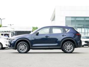 Nuevo Auto <span class=keywords><strong>Mazda</strong></span> <span class=keywords><strong>CX</strong></span>-<span class=keywords><strong>5</strong></span> 2025 2.0L Automático 2WD Edición Zhishang SUV de <span class=keywords><strong>5</strong></span> Plazas Vehículo a Gasolina Jiben AutoR17 Cámara Trasera - Product Image 2