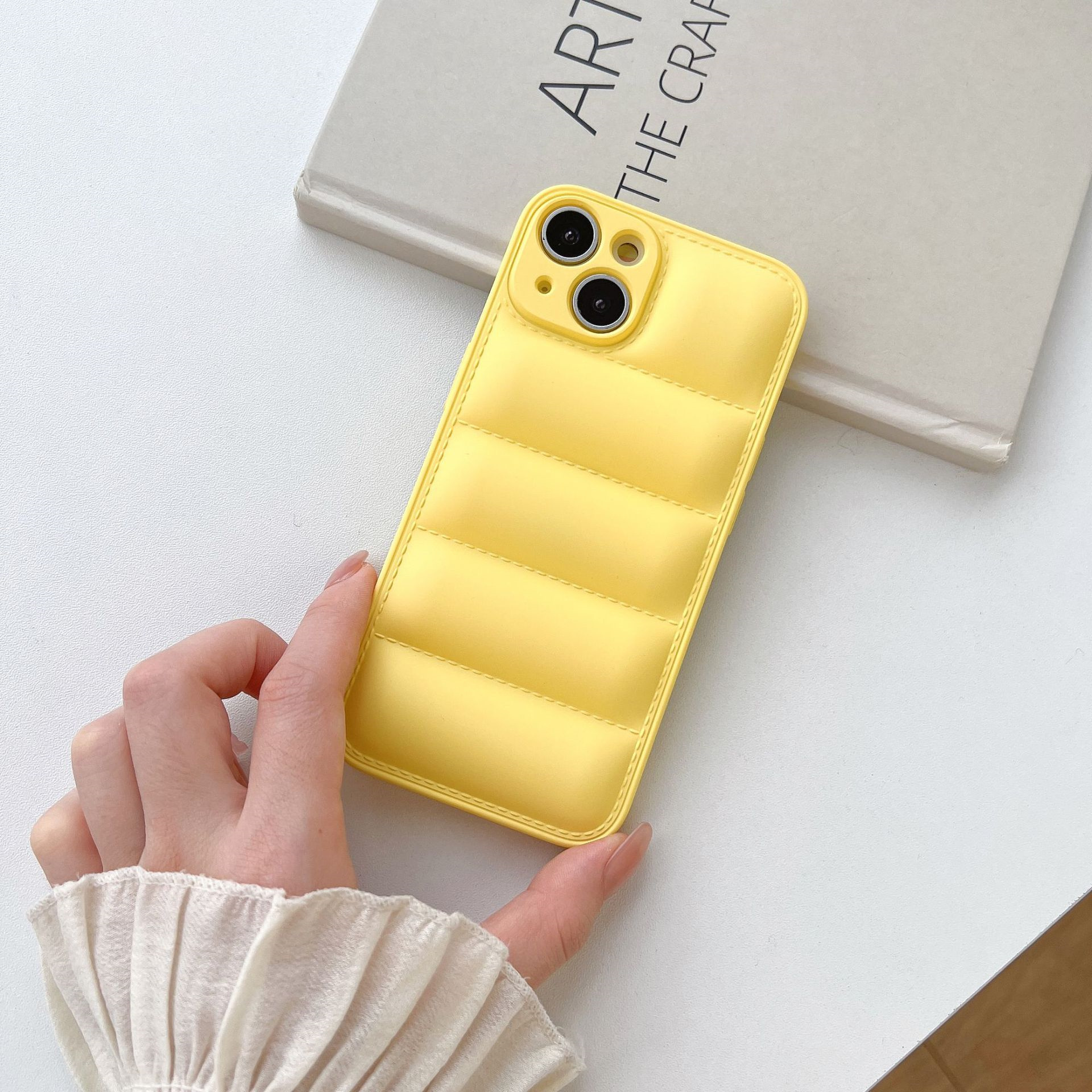 Jaune