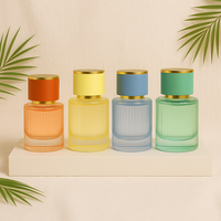 2025 Venta caliente modelo de lujo 30ml 50ml 100mL MINI botella de Perfume de coche vidrio recargable logotipo personalizado botella de Perfume colorida
