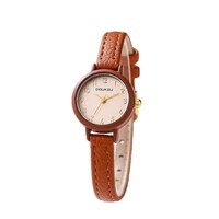 Nouvelle Arrivée Montre Femme Rétro Style Coréen Boîtier en Alliage Mouvement à Quartz Fuseaux Horaires Multiples Petit Cadran Article Tendance Meilleure Vente