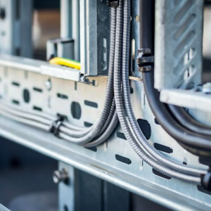 Plateau de câbles en grillage de panier en acier galvanisé lisse de taille personnalisée en matériau de haute qualité - Product Image 1