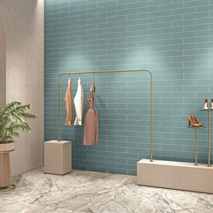 Azulejo Cerámico Brillante Aqua Mist de 75x300mm, Colección Lavaline, Azul Profundo, Azulejo de Pared con Diseño Lineal Acanalado, Estilo Europeo para Cocina y Baño - Product Image 1