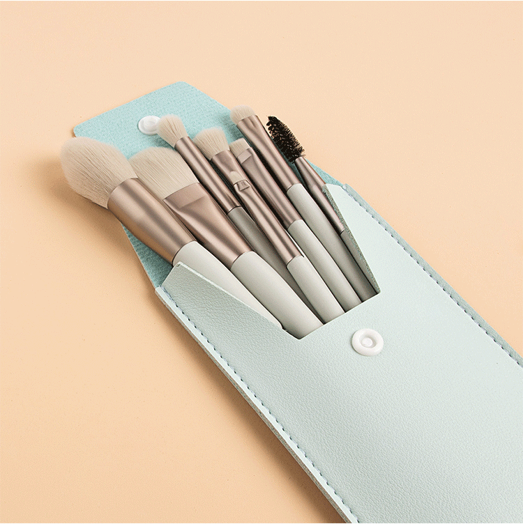 hot sale 8pcs foam natural custom private label red pink blue mini travel angle packaging mini travel portable makeup brush