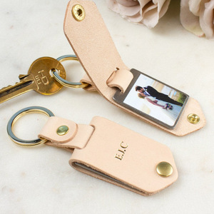 Porte-clés porte-photo, cadeau de la fête des pères en cuir, plaque photo gravée sur porte-clés, cadeau personnalisé. - Product Image 2