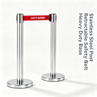 Barrière de sécurité rétractable en acier inoxydable avec poteau de guidage et sangle d'isolement en nylon polyester rouge pour le contrôle des foules et l'avertissement sur site