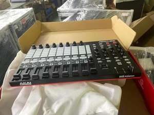 Controlador Profesional <span class=keywords><strong>APC40</strong></span> MKII - Product Image 3