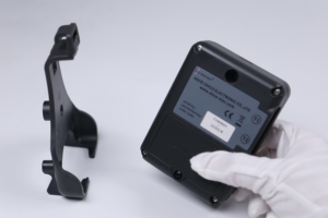 مقياس حرارة ورطوبة OEM مع شاشة LED واتصال USB بدقة 0.01 درجة مئوية لمراقبة درجة الحرارة والرطوبة في المختبرات والمستودعات - Product Image 3