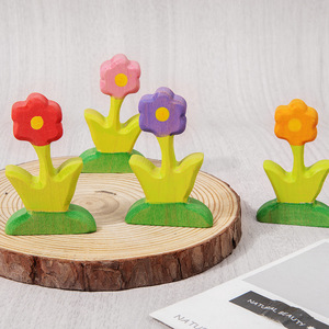 Casa de Juegos de Madera para Niñas con Escena de Flores Pequeñas - Juguete Favorito para Bebés de 0 a 24 Meses - Product Image 3