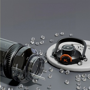 Bouteille de sport Tonton grande capacité, esthétique et résistante à la chaleur, avec double paille, portable pour usage quotidien en extérieur - Product Image 3