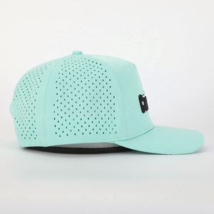 Vente en gros Logo de broderie personnalisé 5 panneaux Chapeau de sport imperméable à l'eau découpé au laser Casquette de baseball de haute qualité en polyester beige Gorras - Product Image 4