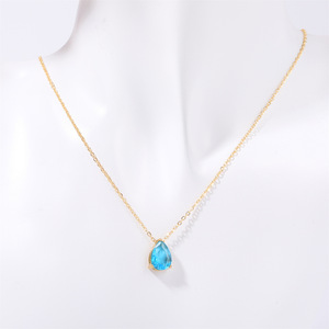 <span class=keywords><strong>Collana</strong></span> da Donna Lincy in Acciaio Inossidabile con <span class=keywords><strong>Oro</strong></span> <span class=keywords><strong>Vero</strong></span> 18K Placcato PVD di Alta Qualità con Ciondolo Classico in 12 Colori alla Moda - Product Image 5