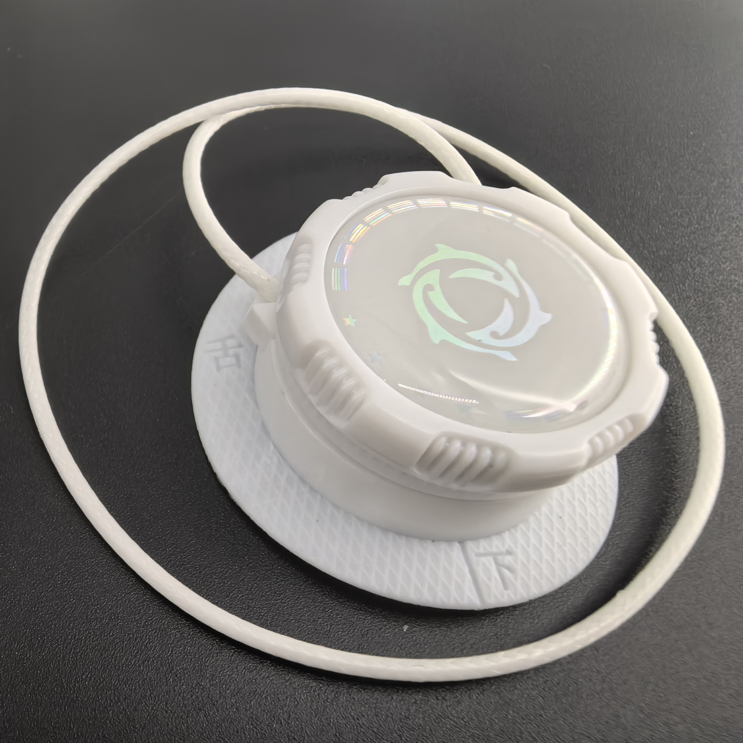 White with 1.8mm Nylon Rope