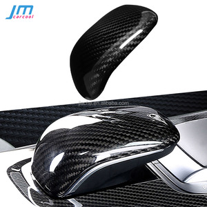Pegatinas de fibra de carbono para Reposabrazos de Mercedes Benz, cubierta Interior modificada para Mercedes Benz <span class=keywords><strong>CLA</strong></span> Clase A W118 CLA200 260 A180 AMG 2020 + - Product Image 1