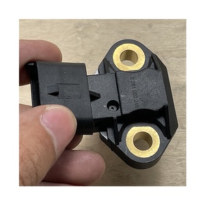 Sensor de Temperatura de Aceite MAXTRUCK a Buen <span class=keywords><strong>Precio</strong></span>, Piezas de Camión OEM 0281002246 0281006282 4001532028 0041532028 0091534728 para MB Actros - Product Image 2