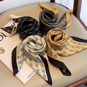 New Korean Style Fashion Butterfly Pattern Print Silk Square Scarf Luxury Ladies 70*70cm Soft Small Silk Head Scarves Kerchief