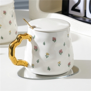 Tasse à café en grès céramique 390 ml, décorée par un peintre à l'huile vintage, idéale pour la Saint-Valentin - Product Image 4