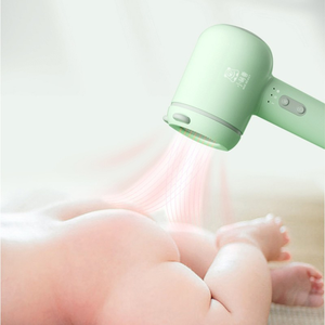 Mini Secador de Pelo Rosa con Soporte, Diseño Compacto y Portátil para Niños y Bebés - Product Image 3