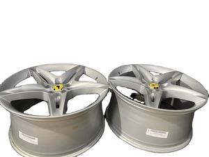 Para <span class=keywords><strong>Ferrari</strong></span> <span class=keywords><strong>448</strong></span> Fs90 Gtc4 SF90 ruedas usadas de alta calidad piezas originales de coche neumáticos faros rejilla puerta espejo delantero Bimper - Product Image 3