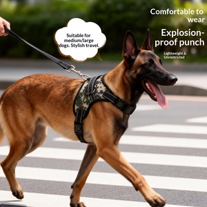 मध्यम और बड़े कुत्तों के लिए उच्च गुणवत्ता वाले कुत्ते का पट्टा छलावरण डिजाइन का उपयोग करते हैं - Product Image 2