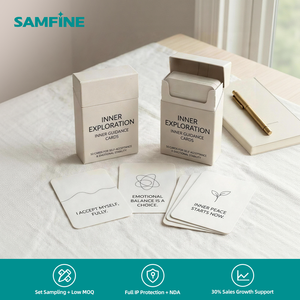 Cartes de jeu en microfibre à finition lisse, construction robuste en carton, certifiées BSCI, pour l'exploration intérieure et le bien-être mental - Product Image 1