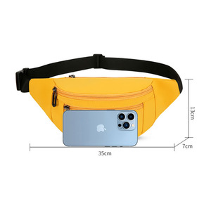 Sac banane en nylon noir personnalisé avec logo, pour hommes et femmes, idéal pour le sport, le yoga, à porter en bandoulière, à la taille ou sur la poitrine - Product Image 3