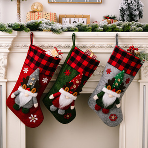 Gnome renne 3D pour enfants et famille, décoration de Noël classique en plaid rouge et <span class=keywords><strong>noir</strong></span>, douce et écologique, pour cheminée, manteau de cheminée, arbre de Noël - Product Image 1