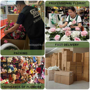 Arreglo Floral de Hortensias Artificiales Hechas a Mano por LEDA Factory, Centro de Mesa Decorativo para Bodas, Fiestas, Eventos y San Valentín - Product Image 5