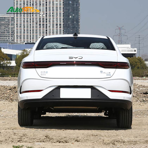 BYD Qin Plus DM-i 2025 Sedán Edición 120km 120kw Híbrido Eléctrico para Adultos Vehículo de Nueva Energía en Stock Coche Usado - Product Image 6