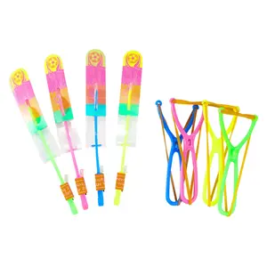 Jouets lumineux LED, petite flèche volante, catapulte, fusée volante pour enfants, vente en gros, vente chaude en provenance d'usine - Product Image 1
