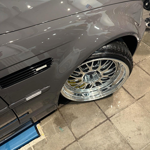 Rines Modulares Forjados Personalizados de 3 Piezas, 5x114.3 5x120, 18 19 20 Pulgadas, Diseño Step Lip Mesh Deep Dish, para Supra, Mustang, Tesla - Product Image 3