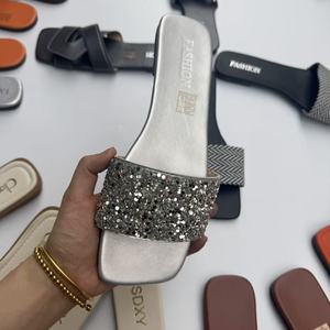 Cheap African Women's <strong>slippers</strong> <strong>Big</strong> Size Summer Fashion Rubber Sole Women's Pantoufles Lady Sandalia Mixed Design Wholesale - Product Image 4