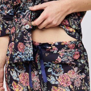 Ensemble de pyjama élégant en coton biologique imprimé noir pour femme, vêtements de nuit respirants, vente en gros de vêtements de détente - Product Image 3