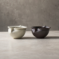 Bol à matcha en céramique artisanal à motif vertical de style japonais, outil de cérémonie du thé, tasse à matcha pour la préparation du thé, accessoires de service à thé