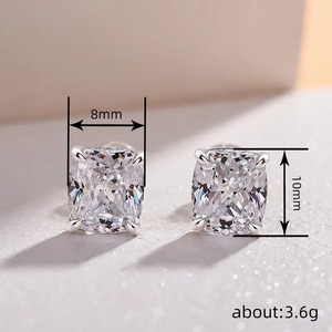 Orecchini a Perno Geometrici Quadrati per Donne, Accessorio Semplice per Uso Quotidiano, Gioiello di Moda - Product Image 4