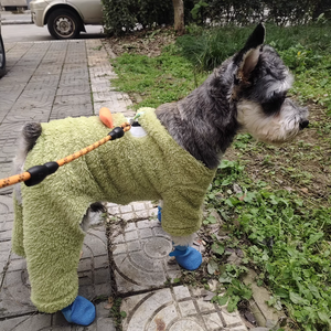 ที่ครอบเท้าสัตว์เลี้ยงแบบนุ่ม 4 ชิ้น สำหรับสัตว์เลี้ยงเดินเล่น รองเท้าแมว พร้อมสายรัดปรับได้ ถุงเท้าสุนัขกันลื่น พร้อมพื้นยางกันน้ำ - Product Image 2