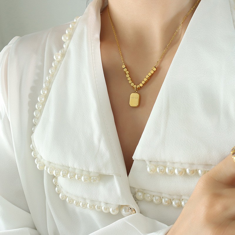 P1358- Collar Dorado -40+5cm